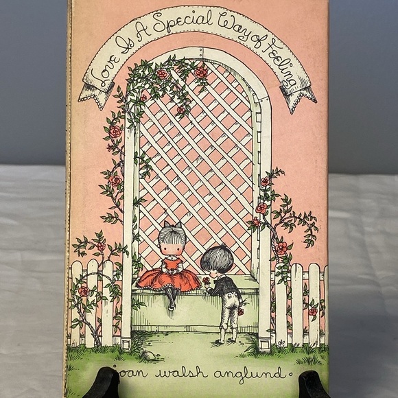 Joan Walsh Anglund – “Love Is A Special Way of Feeling” (Vintage Book) - Picture 2 of 4